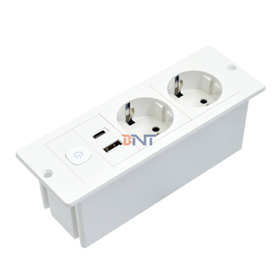 OEM/ODM ABS EU-standaard 5V 2.1A Power USB A+C oplaadstuk ingebouwd bureau/bank hotel/bar/vergaderingsruimte stopcontact