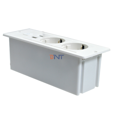OEM/ODM ABS EU-standaard 5V 2.1A Power USB A+C oplaadstuk ingebouwd bureau/bank hotel/bar/vergaderingsruimte stopcontact