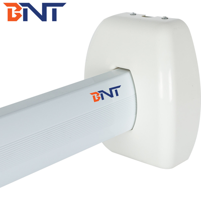 White Office Wall Mount Short Throw Projector Bracket kan de hoek vrij aanpassen