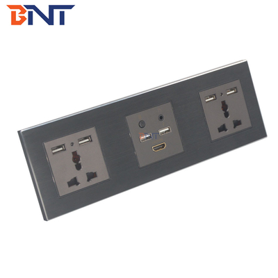 Smart Media Hub met Bluetooth, Multi Function Wall Socket Plate