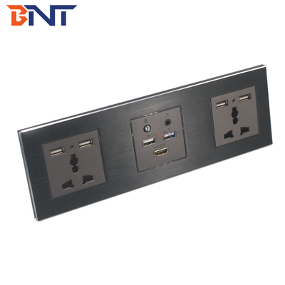 Smart Media Hub met Bluetooth, Multi Function Wall Socket Plate