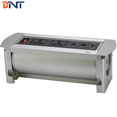 met automatische stopcontact voor het conferentiesysteem MK6320