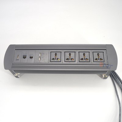 Glanzend zilveren aluminium legering handmatig draaien conferentietafel stopcontact 1,5 meter kabel aansluitingen