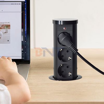 EU-plug type 3-uitlaat Pneumatisch stroomsluiting IP44 Standaard aluminium legering Lifting Outlet voor verborgen keukengebruik