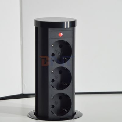 EU-plug type 3-uitlaat Pneumatisch stroomsluiting IP44 Standaard aluminium legering Lifting Outlet voor verborgen keukengebruik