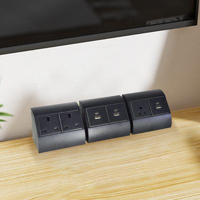 Office & Home Desk Corner UK Socket met 2 stopcontacten voor meerdere apparaten