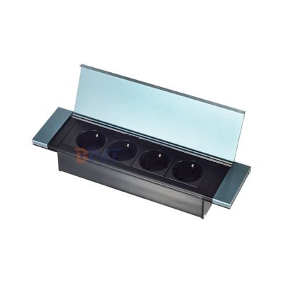 Ingebouwde flip cover Design Desktop Socket Power met 4 EU AC-afspraken