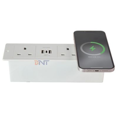 Desktop multifunctionele stopcontact met 2AC elektrisch stopcontact en USB A+C oplaadcontact